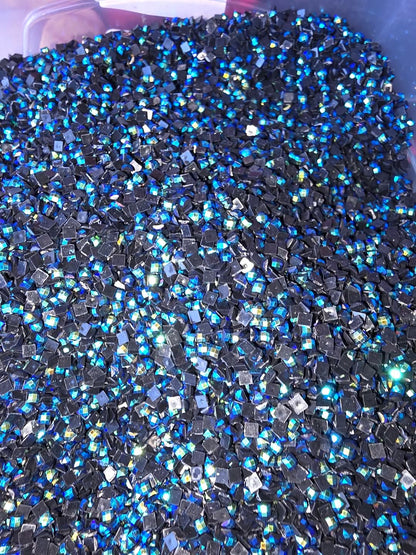 AB IRIDESCENT DIAMOND ART DRILLS / BEADS - SQUARE