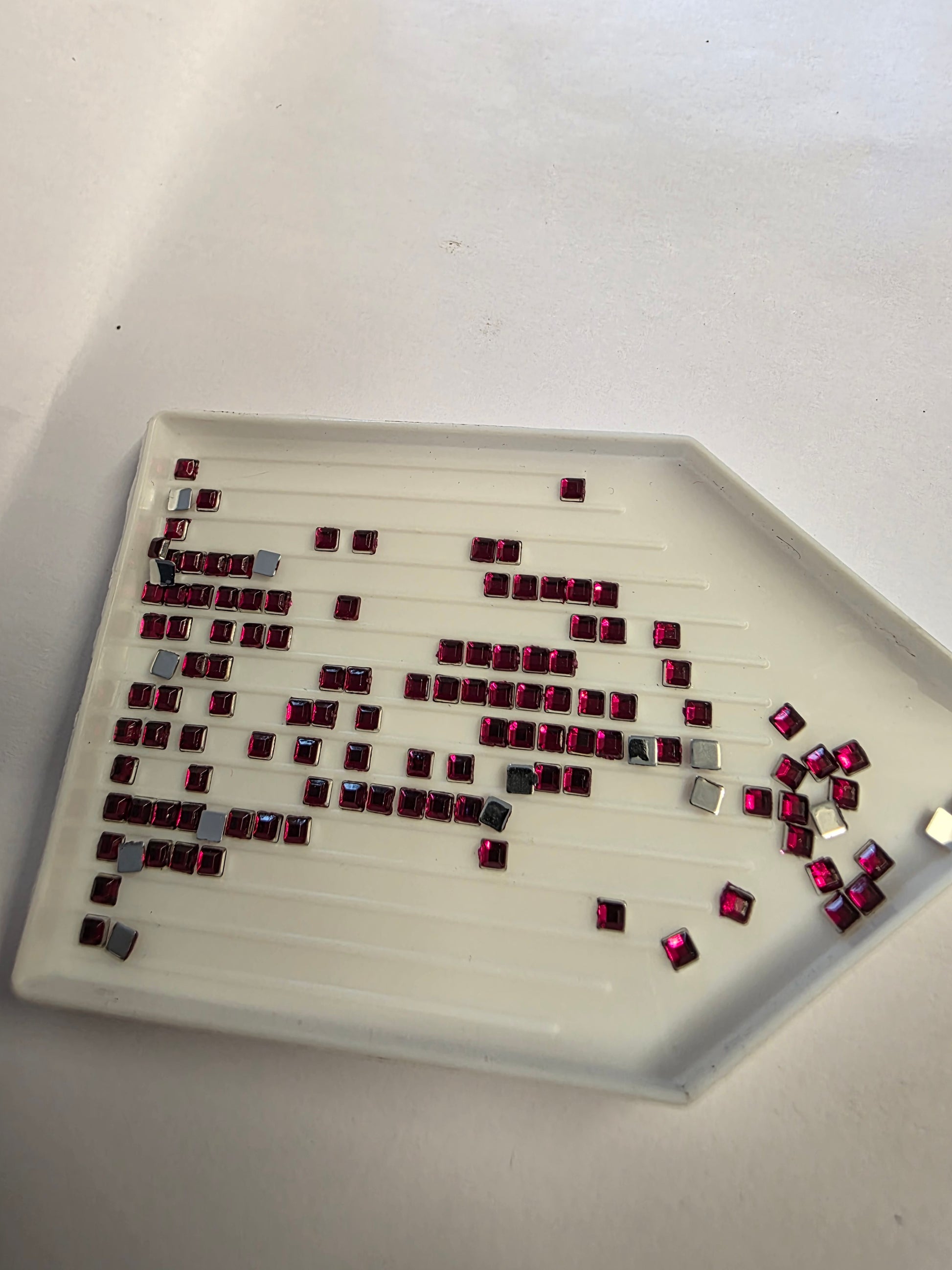 CRYSTAL TOP DIAMOND PAINTING DRILLS / BEADS - SQUARE - Silaba Crafts