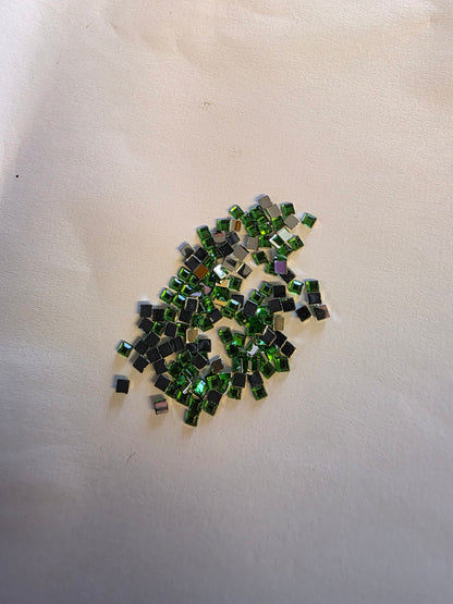 CRYSTAL TOP DIAMOND PAINTING DRILLS / BEADS - SQUARE - Silaba Crafts